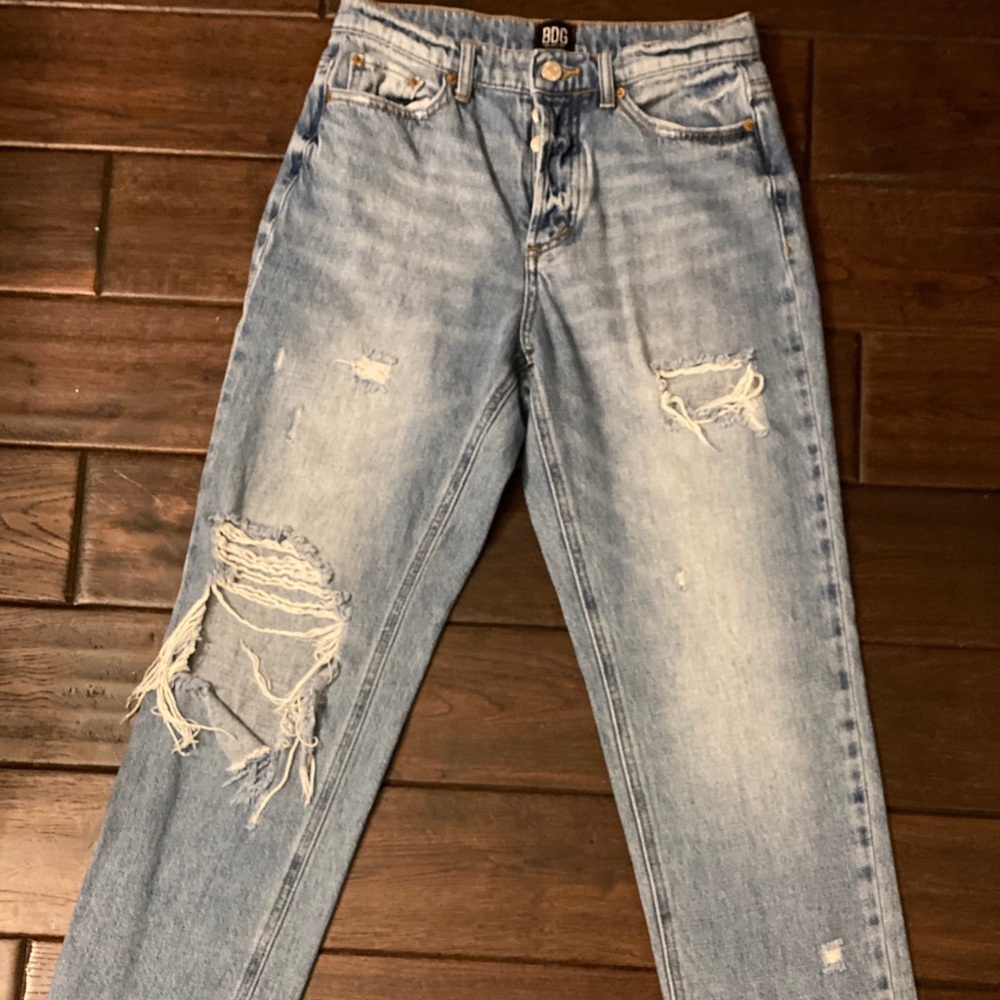 Urban Outfitters ripped mom jeans.